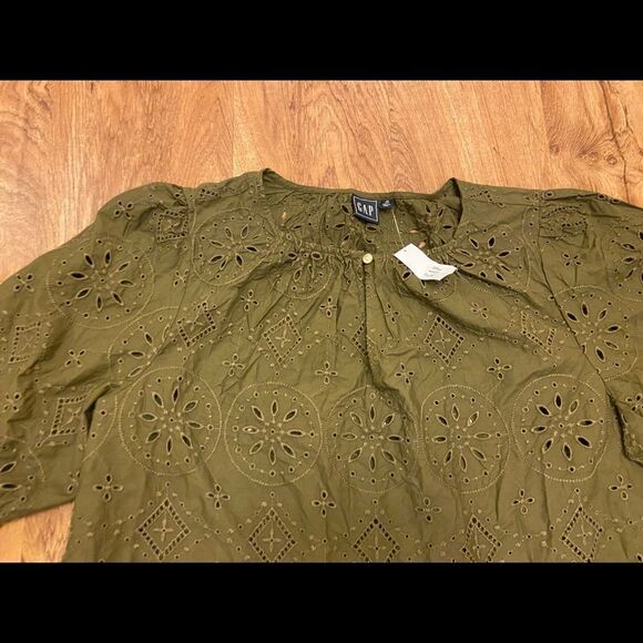 Olive Green Eyelet Women's Top - Picture 3 of 4